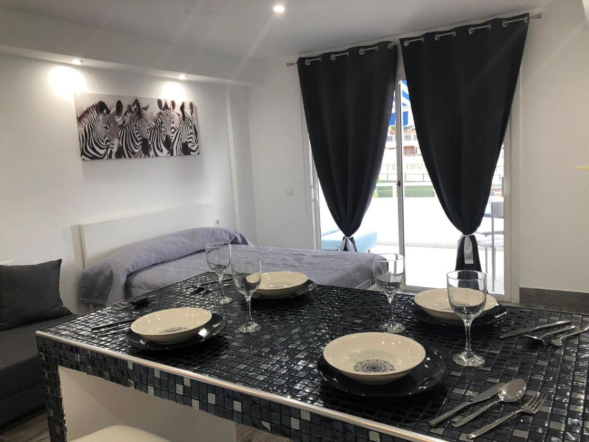 Hotel Malibu Park Адехе Экстерьер фото